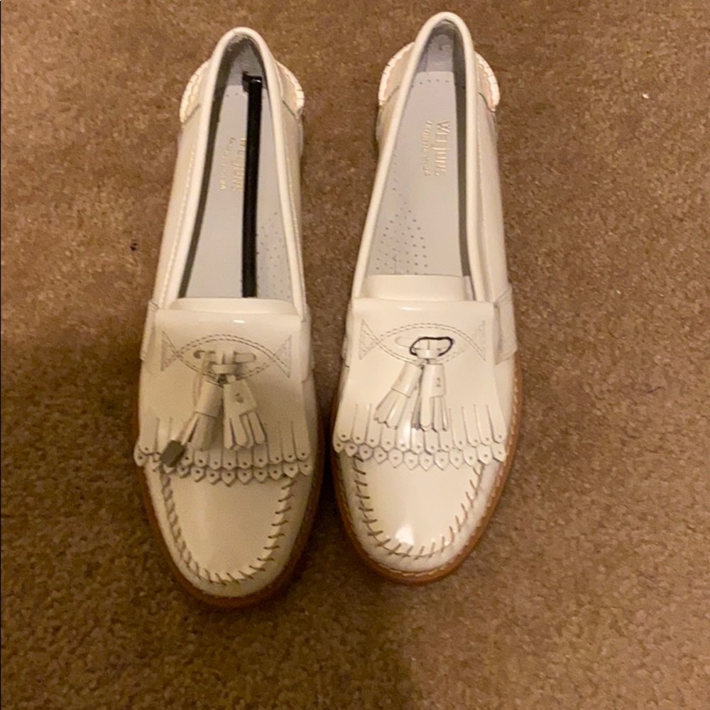 Weejuns Leather Loafers size 9
